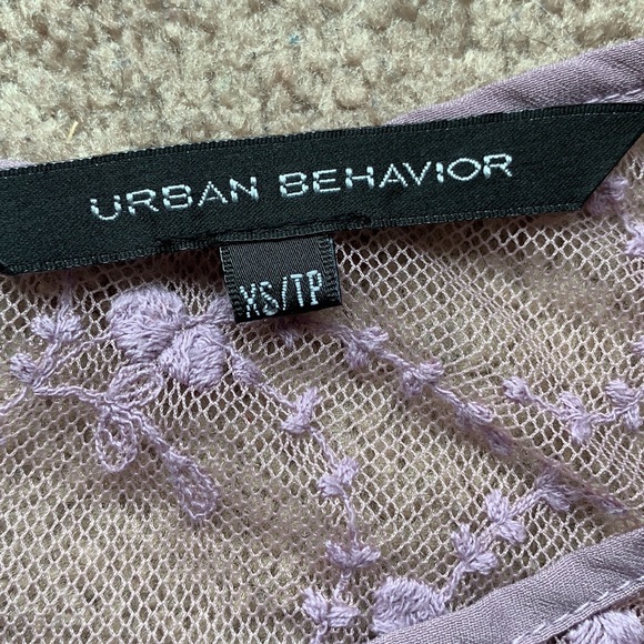 Urban Behavior top - Picture 7 of 13